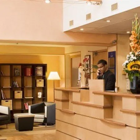 Hotel Timhotel Opera Madeleine París