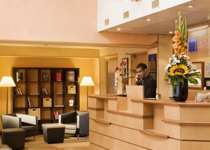 Hotel Timhotel Opera Madeleine Parijs